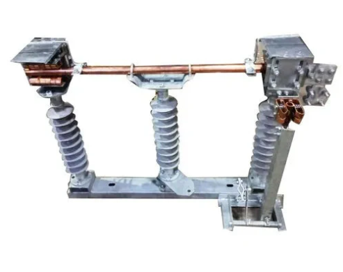 33KV 800Amps Double Break Isolator with Polymer Insulator with earth switch 