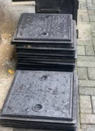 Cast Iron Chamber Cover
